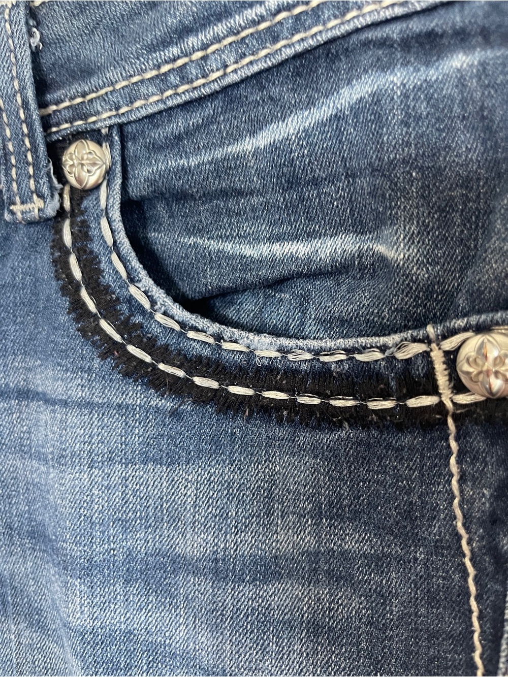 MISS ME Easy Boot Low Rise Jeans Women's Size 28 Blue Y2K Bling - Picture 4 of 9